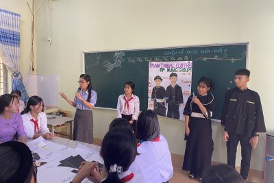 HOẠT ĐỘNG NGOẠI KHÓA “TÌM HIỂU TRANG PHỤC TRUYỀN THỐNG CÁC DÂN TỘC VIỆT NAM”