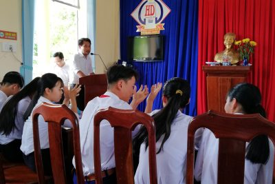 CHUYÊN ĐỀ NGOẠI KHÓA “TÌNH BẠN – TÌNH YÊU – TUỔI HỌC TRÒ”