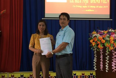 LỄ KẾT NẠP ĐẢNG VIÊN