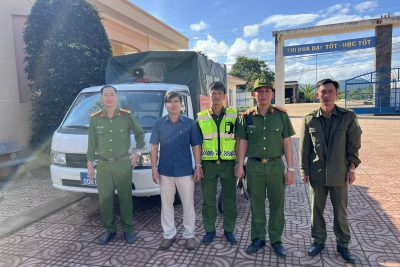 Tổng kiểm tra điều kiện phương tiện của học sinh điều khiển đến trường